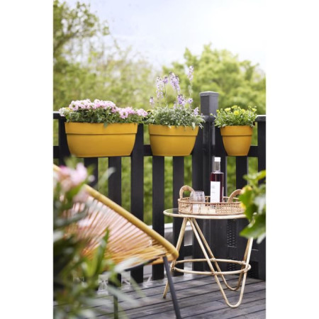 8 L