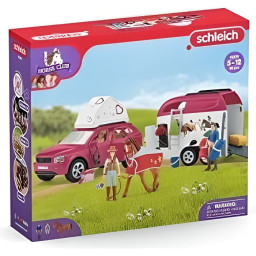 Voyage en voiture avec remorque pour chevaux
