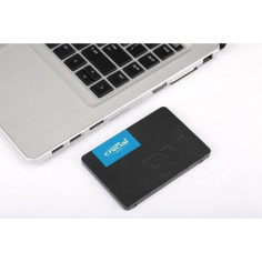5 pouces (CT4000BX500SSD1) 5 pouces (CT4000BX500SSD1)