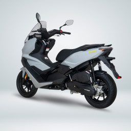 NITRO VMAX 200i