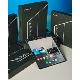 Smartphone Samsung Galaxy Z Fold7 Octa Core 12 GB RAM 512 GB Gris 8"