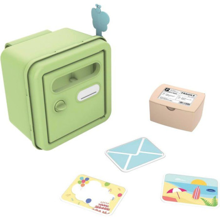 Smoby Life - Boîte au lettres adapté maisons Smoby - Fabriquée en France - Matiere Recyclée - 4 accessoires - Des 2 ans